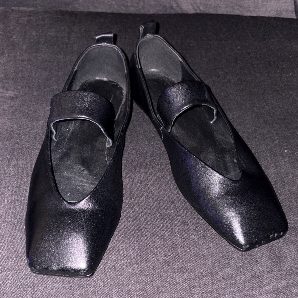 Tony Bianca Black Square Mary Jane Toe Flats Size 8